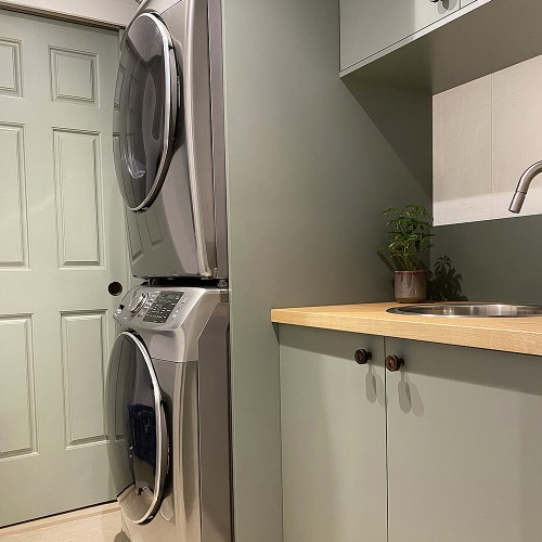 Design Life: Contemporary Chalet - Laundry Room